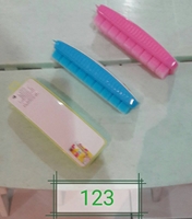 แปรงเหลี่ยมซักผ้า มือจับ-ขนพลาสติก 5x14.5x3.5cm.  1*144